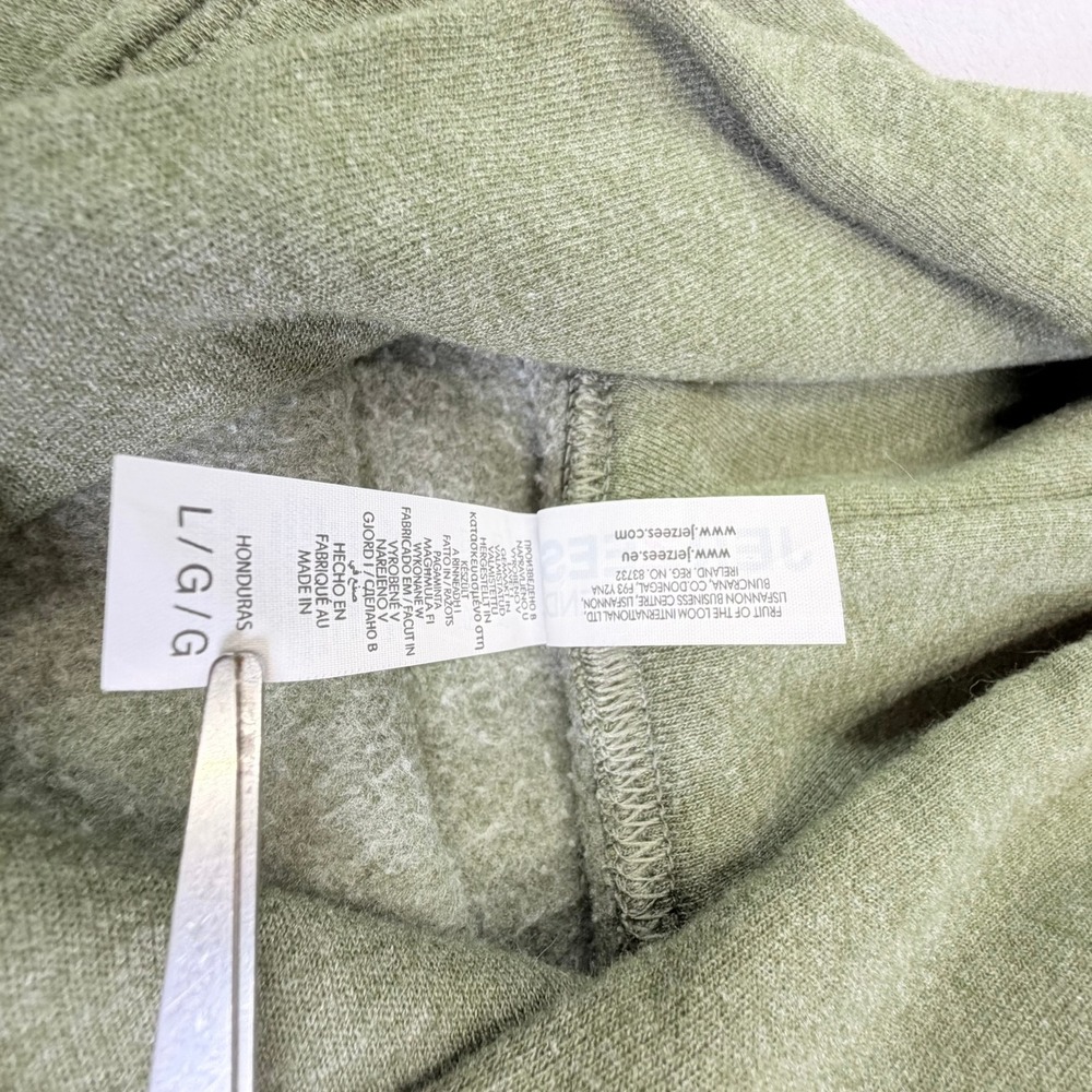 WEC Hoodie Unisex Large Green World Equestrian Center Graphic Sweatshirt - Picture 6 of 8